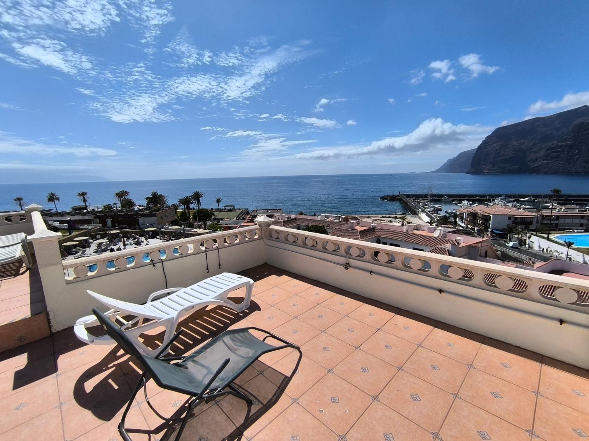 Amazing View Los Gigantes & La Gomera Apartment Acantilado de los Gigantes Luaran gambar